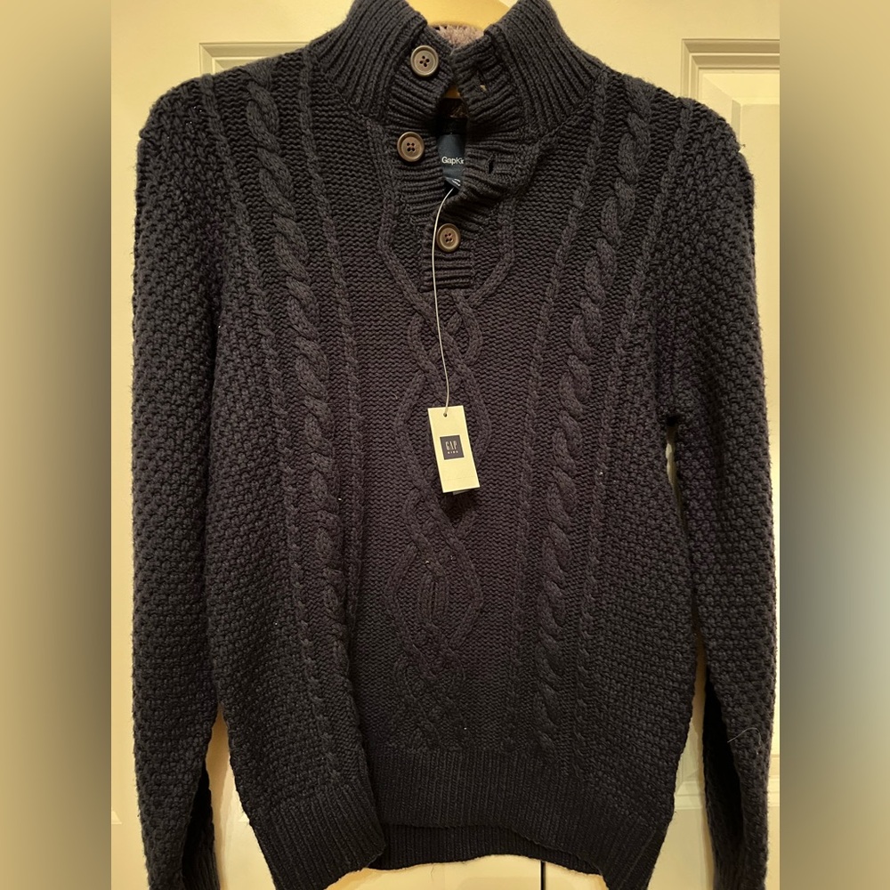 Gap kids boys sweater. NWT